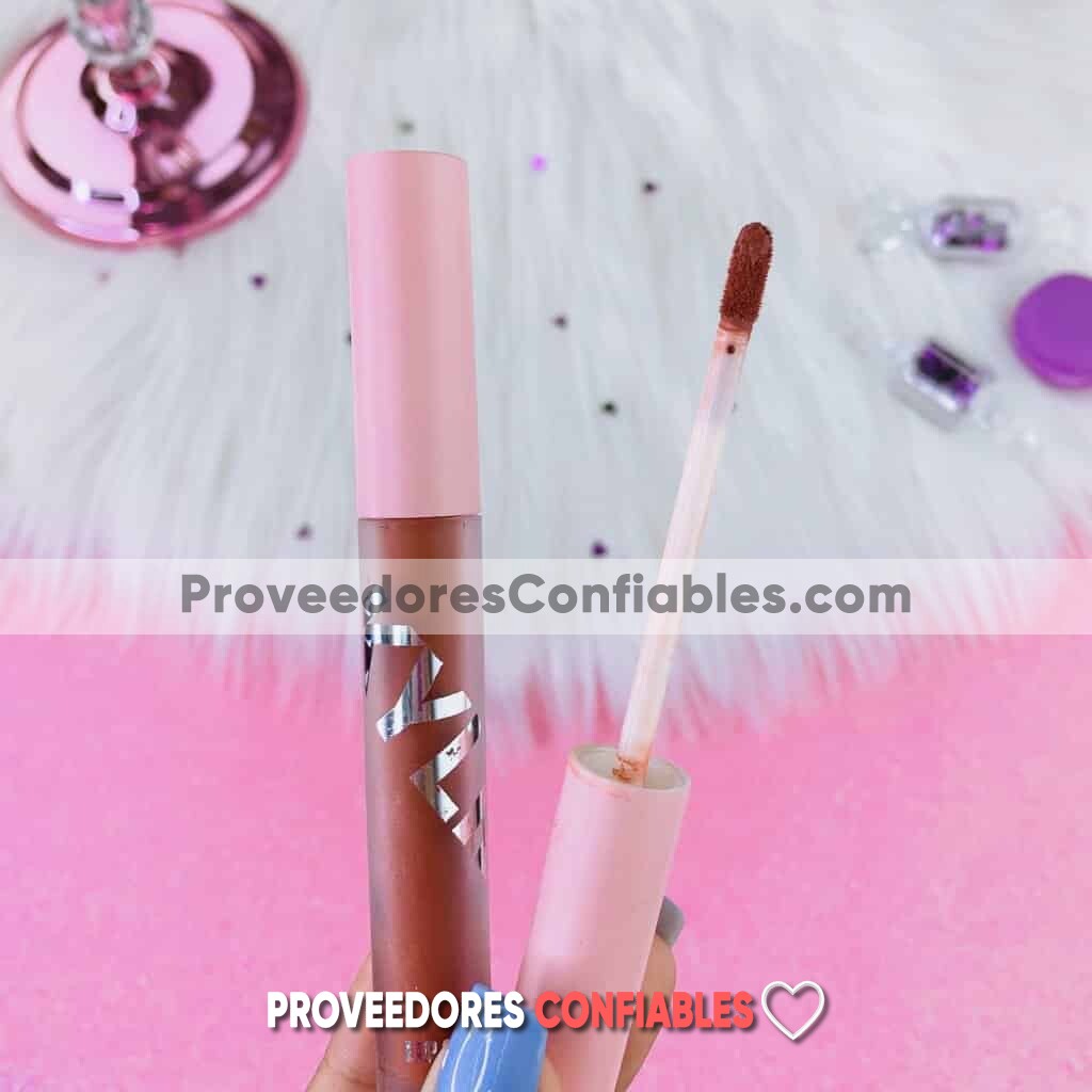 M3474 Labial Lip Gloss Edicion Pink Kylie Tono 01 Cosmeticos Por Mayoreo 1 Jpeg