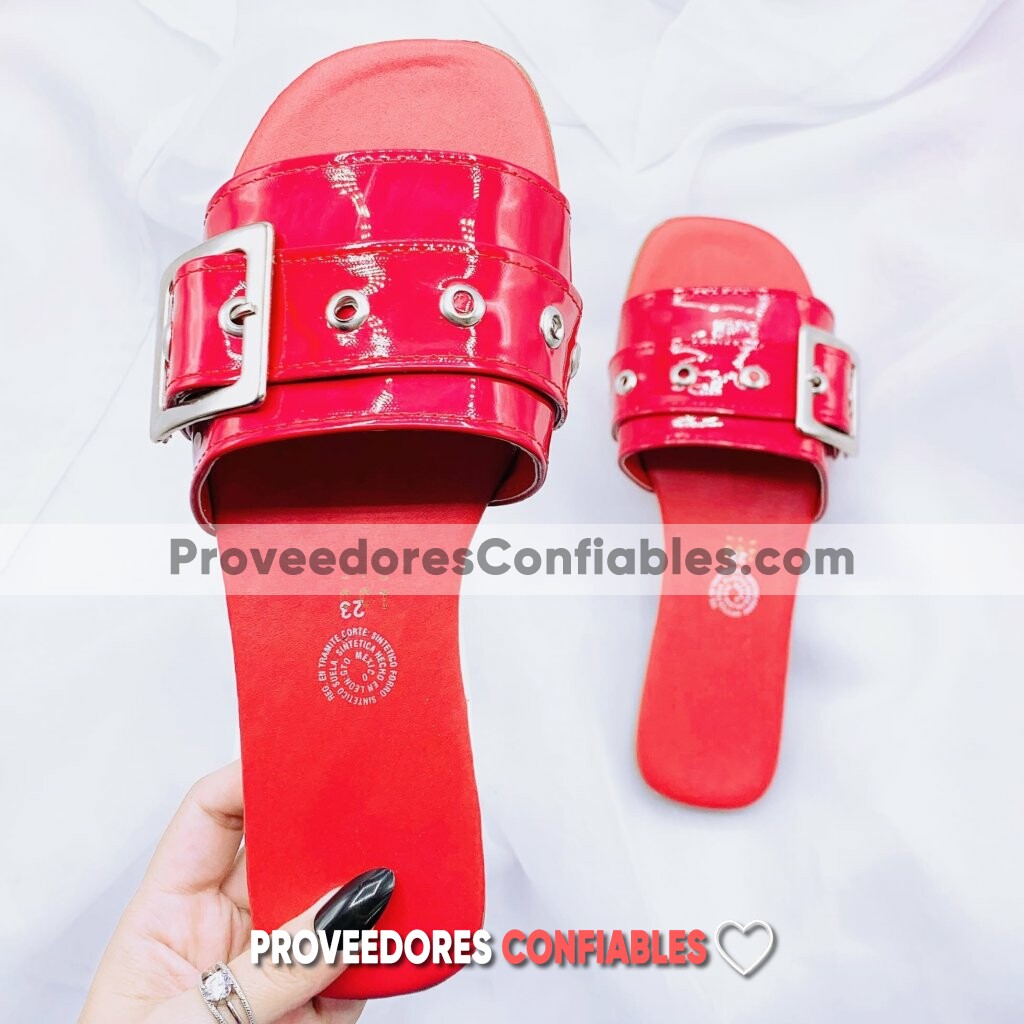 Zm00011 Sandalia De Piso Con Cinturon Y Hebilla De Charol Punta Cuadrada Rojo Mayoreo Fabricante Calzado 1 Jpeg